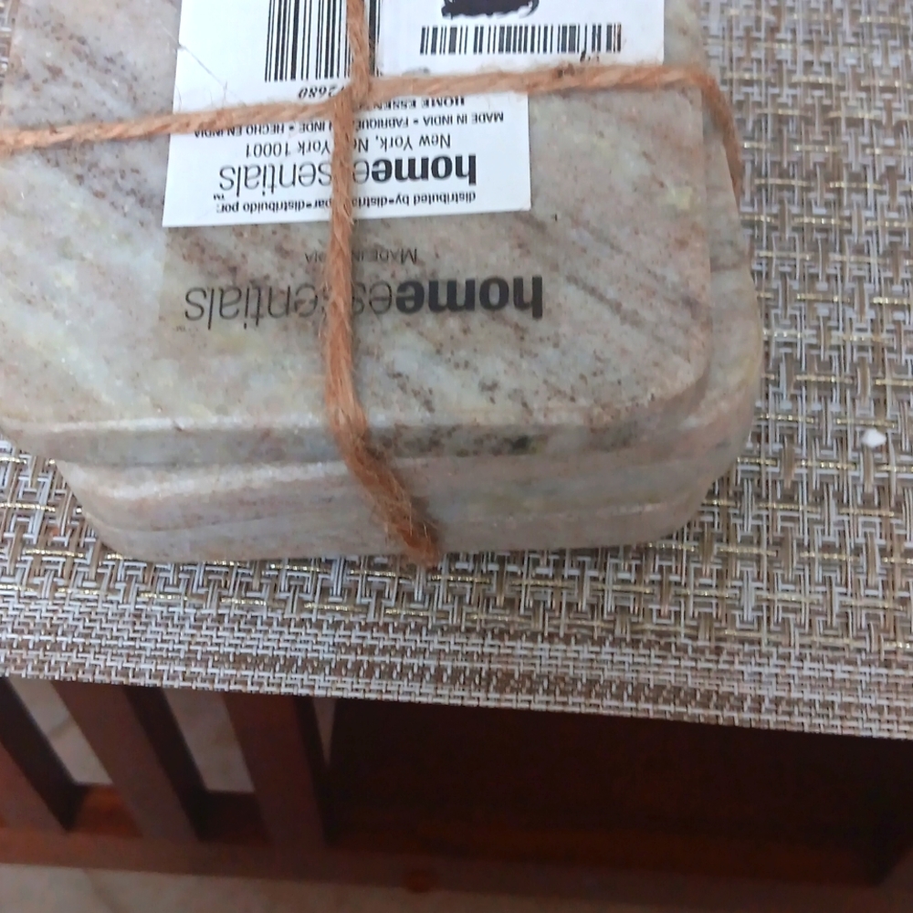 New.4 beautiful stone coasters. - Picture 3 of 6